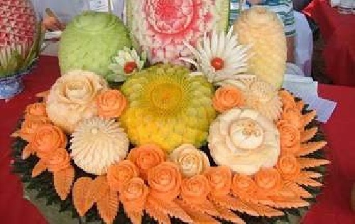 مقاله سبک های مختلف پذیرایی و سفره آرایی در جهان