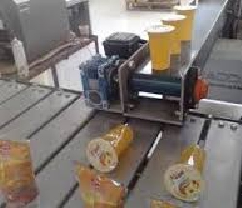 دانلود گزارش کارورزی کیک و کلوچه و آبمیوه