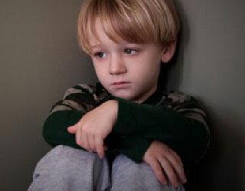 دانلود بررسی علل گوشه گیری و کم روی در دانش آموزان ابتدایی